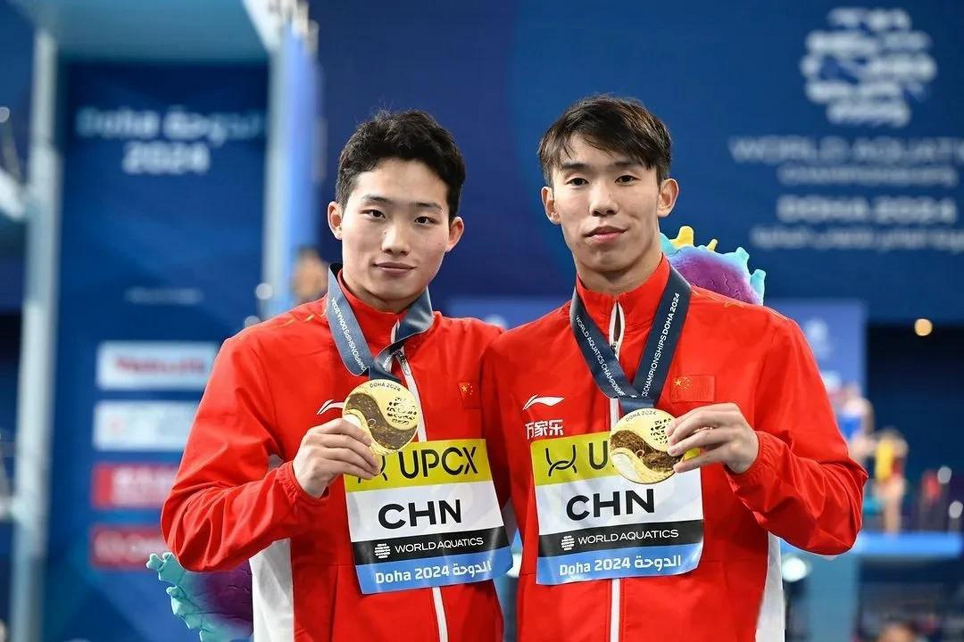 中国男子跳水队携手晋级团体比赛决赛