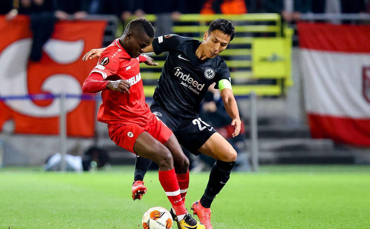 法兰克福主场告捷,取得胜利 法兰克福主场告捷,取得胜利