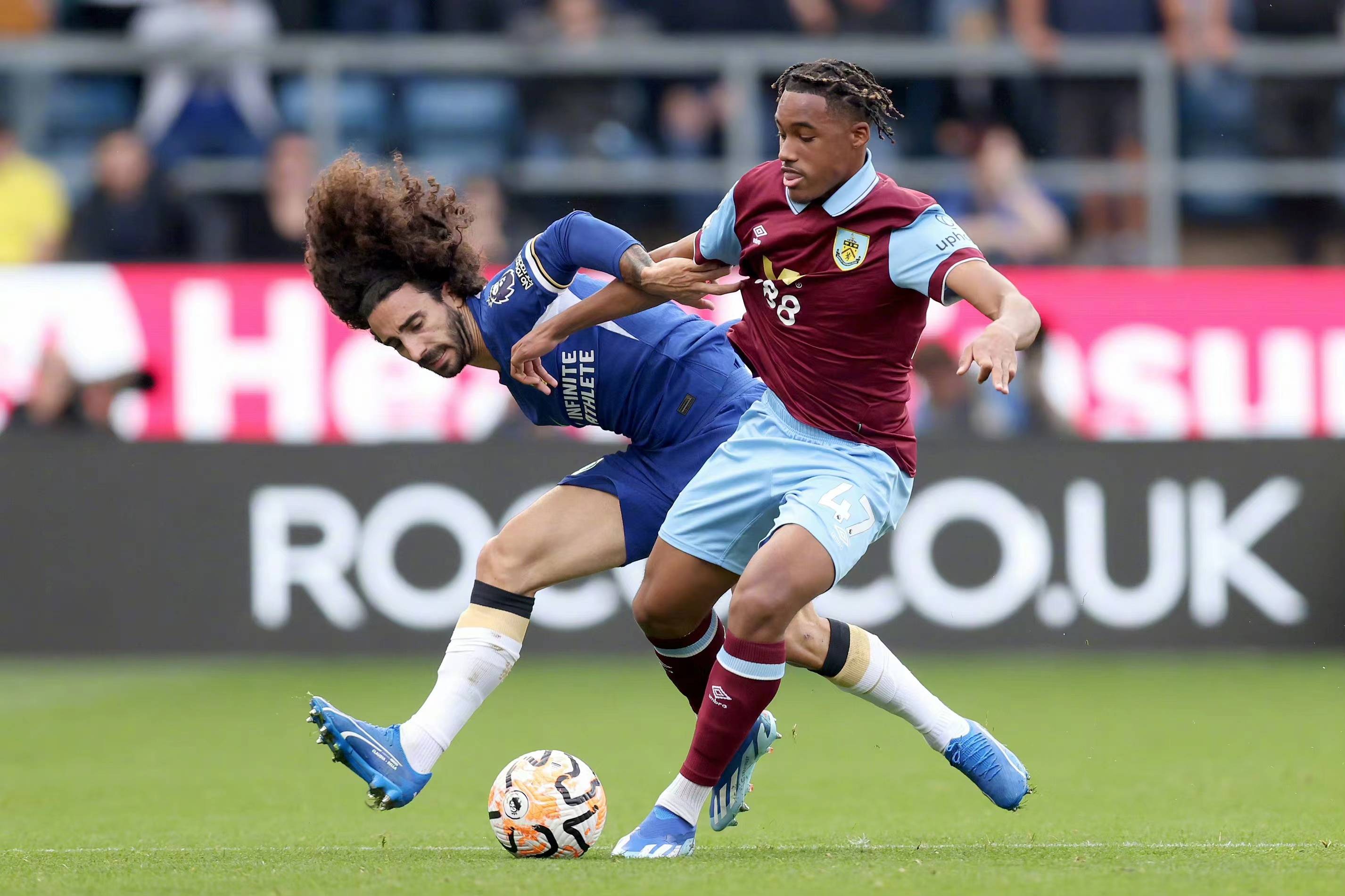 诺茨郡客场逆袭,暂时稳固积分榜中游 诺茨郡客场逆袭,暂时稳固积分榜中游