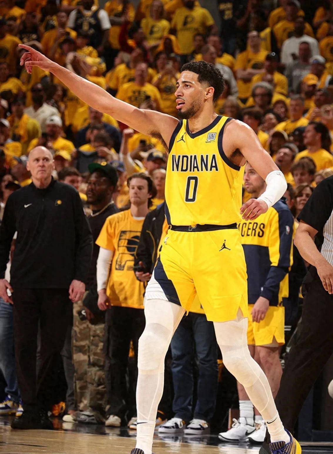 步行者外线射手连续爆发,成绝杀王牌的简单介绍 步行者外线射手连续爆发,成绝杀王牌的简单介绍