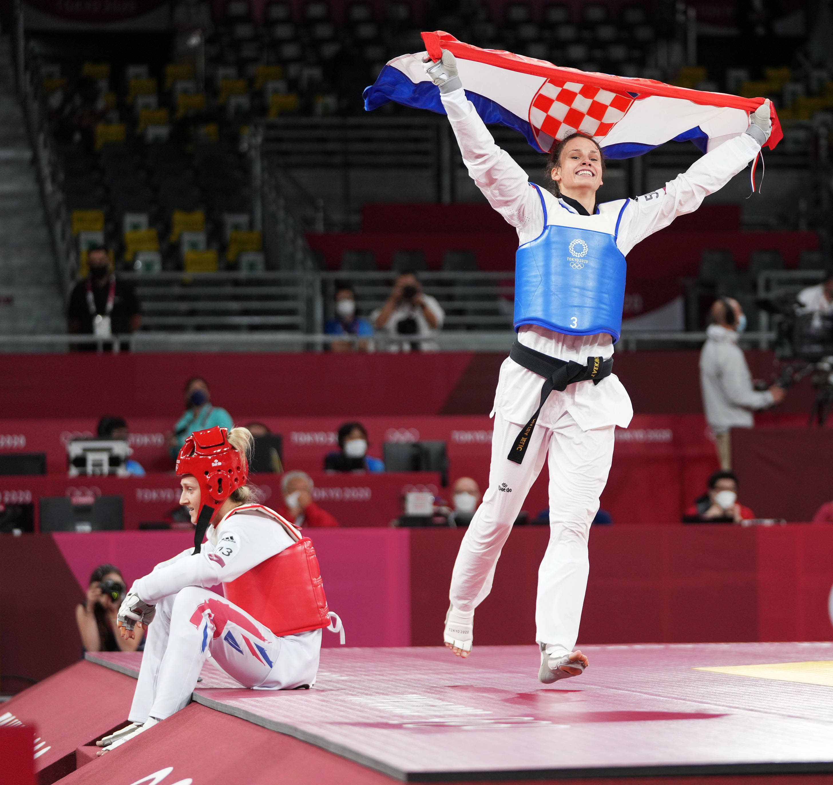 克罗地亚选手斩获银牌,展现实力 克罗地亚选手斩获银牌,展现实力