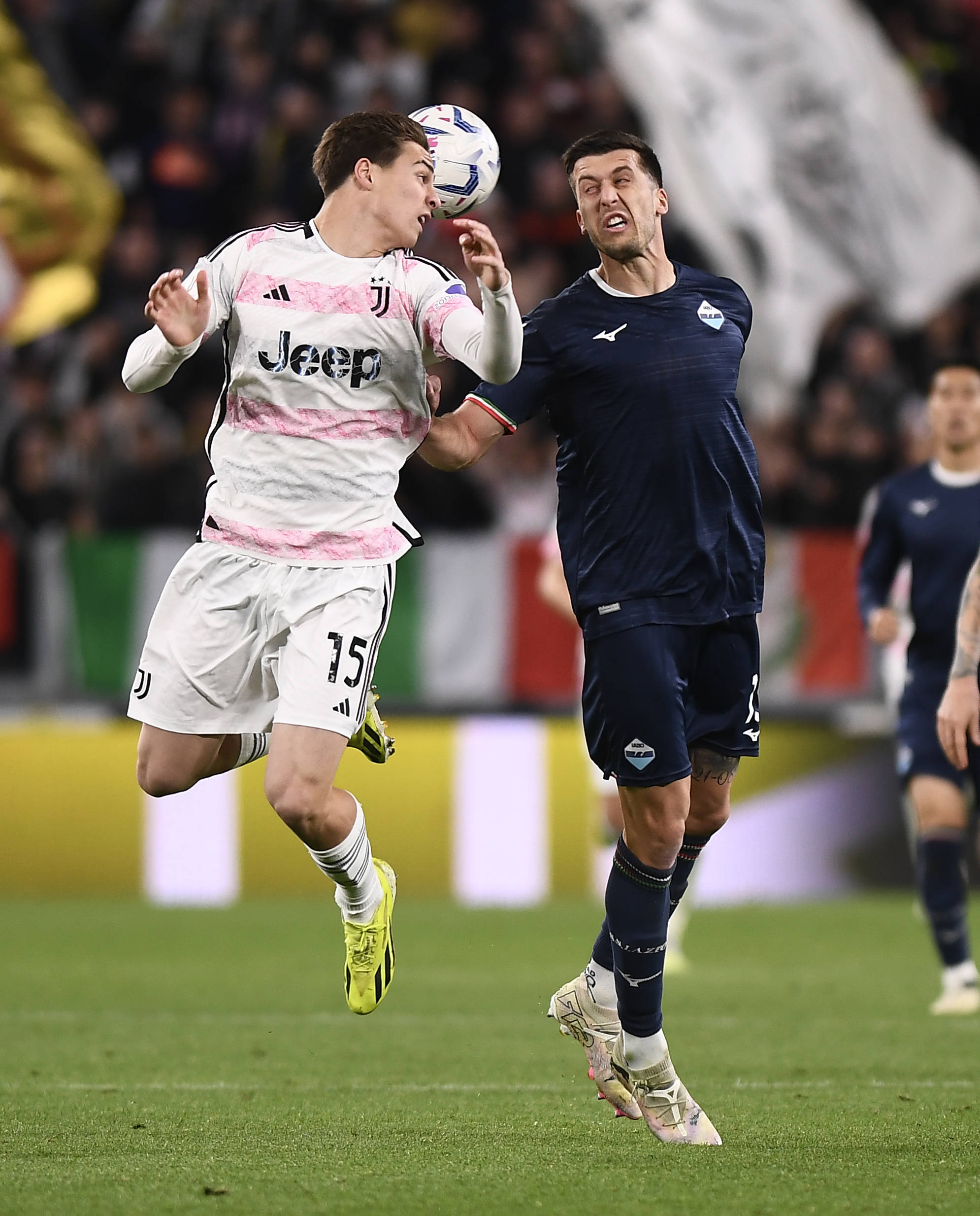 尤文图斯后卫回归赛场,球队备战欧联杯的简单介绍 尤文图斯后卫回归赛场,球队备战欧联杯的简单介绍