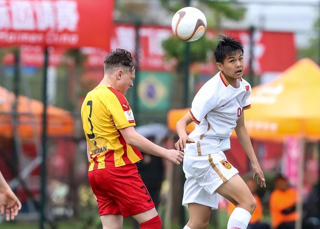 山东鲁能主场惊险战平大连一方，双方激烈拼杀的简单介绍