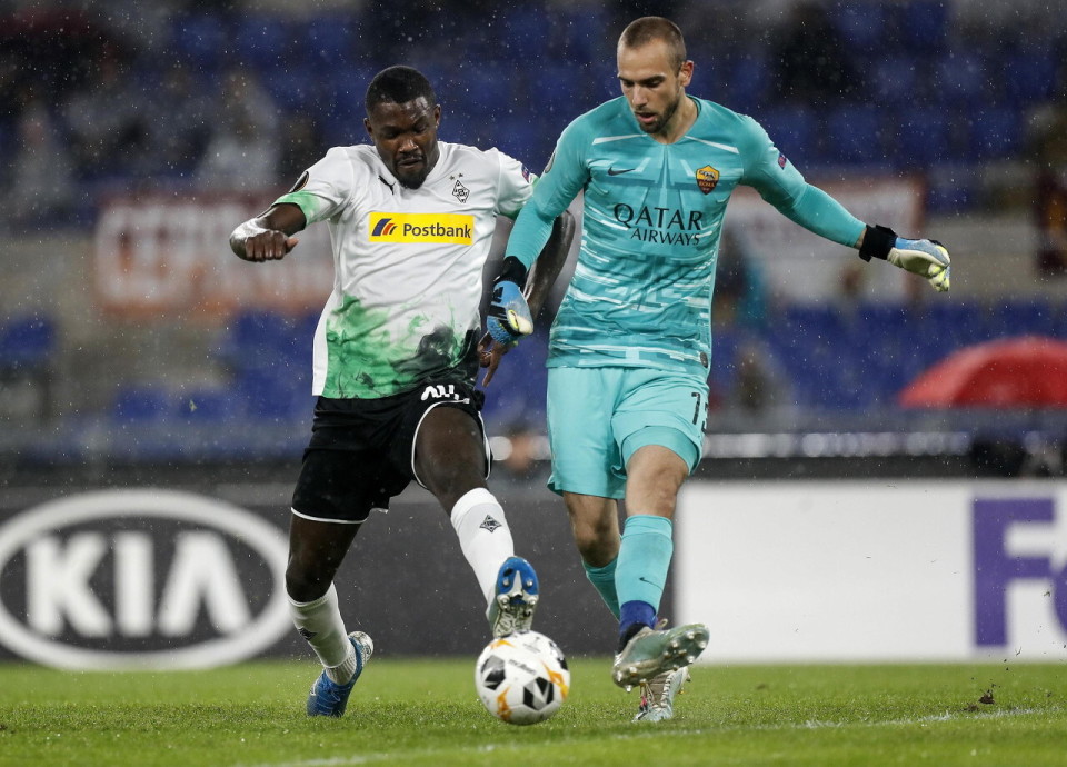 德国遭遇惨败,小组出线渺茫 德国遭遇惨败,小组出线渺茫