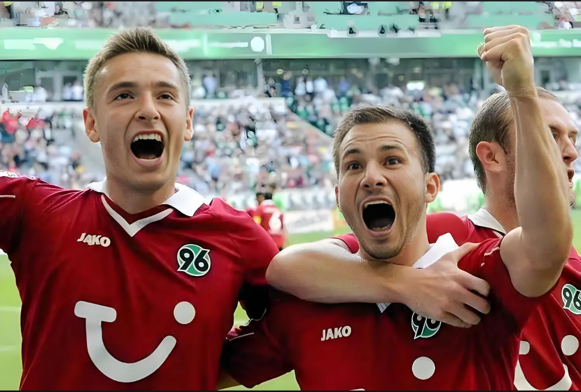 包含沙尔克04遭遇重创!德甲比赛中不敌云达不莱梅,球队陷入困境的词条 包含沙尔克04遭遇重创!德甲比赛中不敌云达不莱梅,球队陷入困境的词条