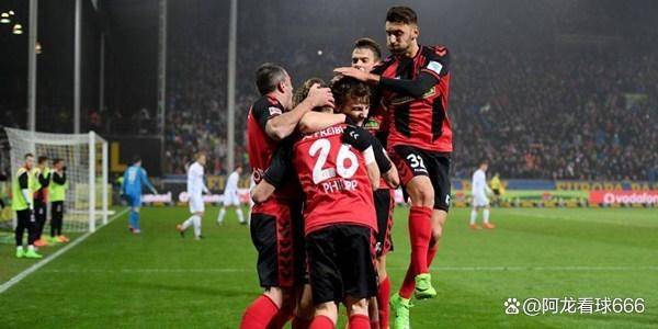 汉诺威客场大胜莱比锡,保级希望渐渐显现 汉诺威客场大胜莱比锡,保级希望渐渐显现